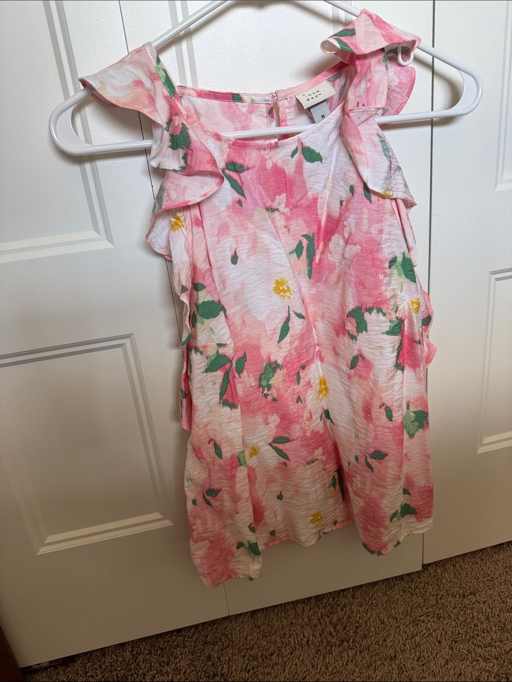 a new day Pink Floral Ruffle-Shoulder Tank with Green Leaves